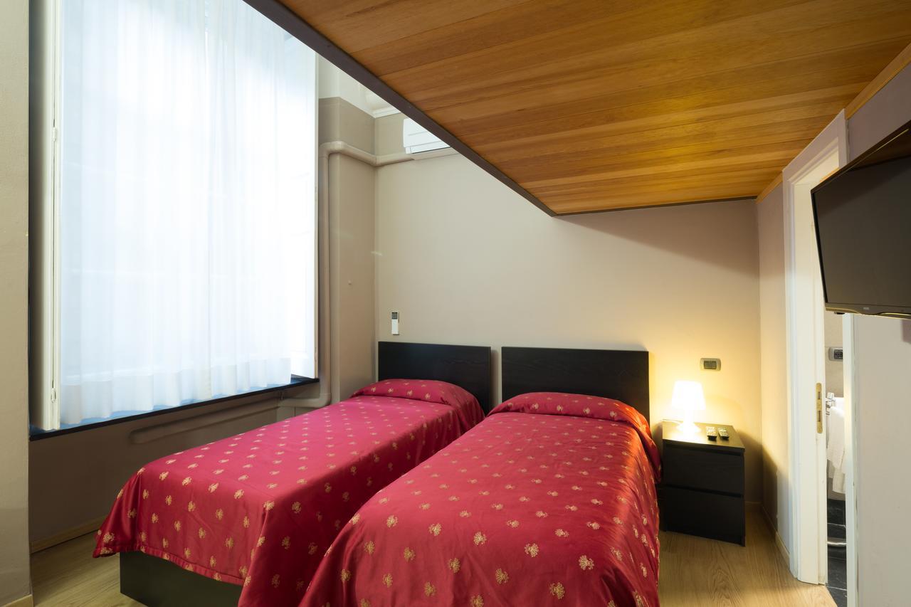 Helvetia Suite Genua Exteriör bild